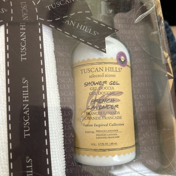 Tuscan Hills Selected Scents French Lavender Spa Bath & Shower Set - Picture 6 of 10